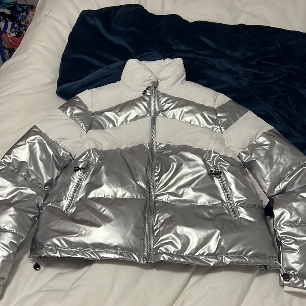 NEW WITH TAGS - NEVER WORN